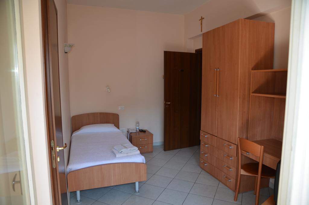 Casa Per Ferie Cardinal G. Guarino