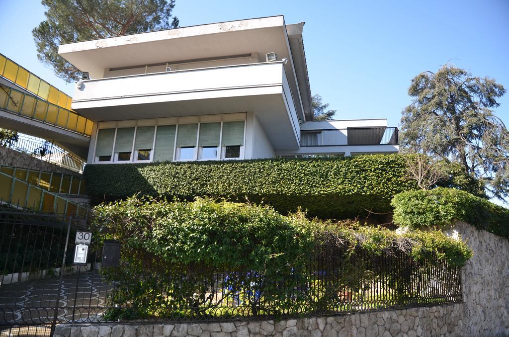 Casa Per Ferie Cardinal G. Guarino Bed & Breakfast Rome